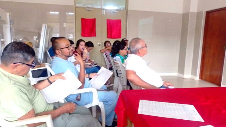 Hospital Regional de Loreto capacita a su personal en el correcto manejo del sistema HIS-MINSA