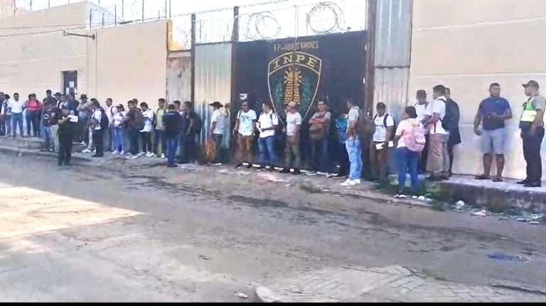 Trabajadores del INPE acatan huelga nacional indefinida