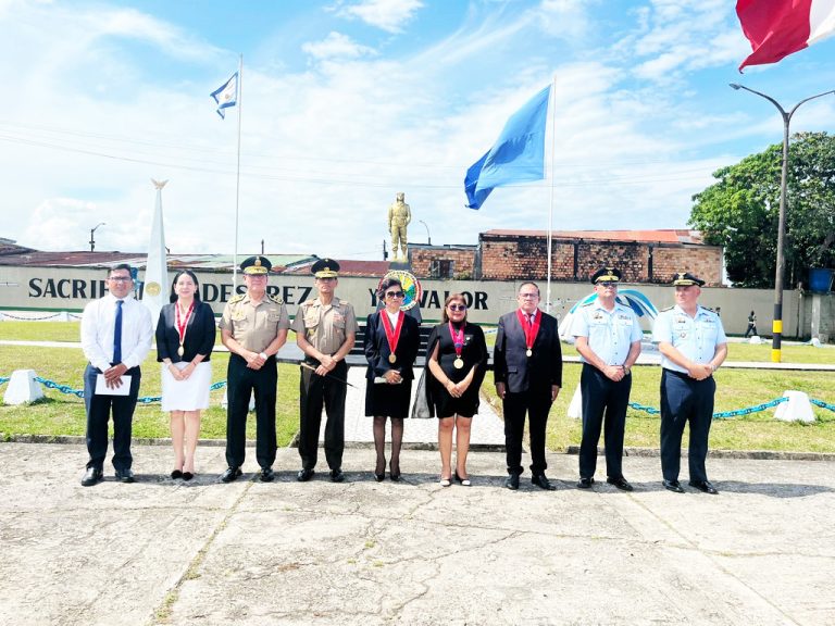 Presidente de la Corte Superior de Justicia de Loreto participó en ceremonia por el 62° Aniversario del Grupo Aéreo N° 42.