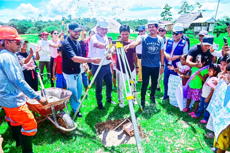 Maynas inicia construcción de vía en la comunidad de Shiriara