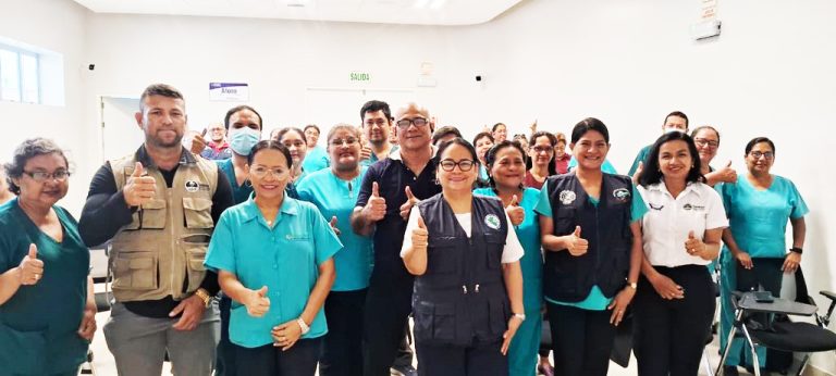 Capacitan a personal de salud en vigilancia y control de infecciones asociadas a la atención