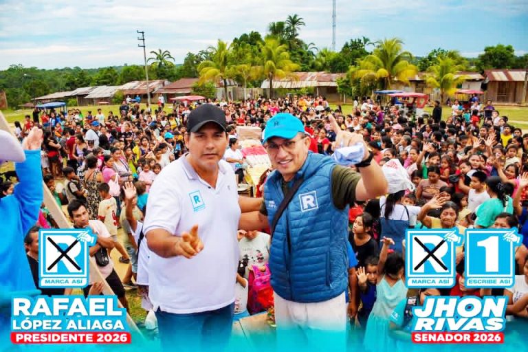 Jhon Rivas próximo senador por Renovación Popular, alegró a cientos de niños de Requena en exitosa Mega Chocolatada