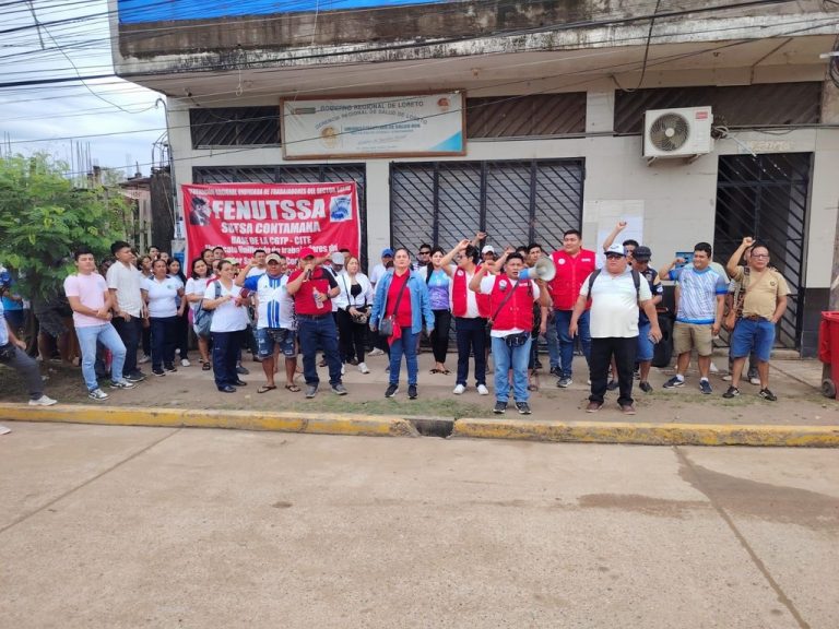 Trabajadores de salud de la provincia de Ucayali continúan huelga indefinida por falta de pago
