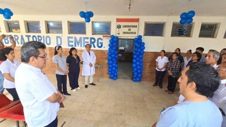 Hospital Regional de Loreto inaugura laboratorio exclusivo para el área de emergencia