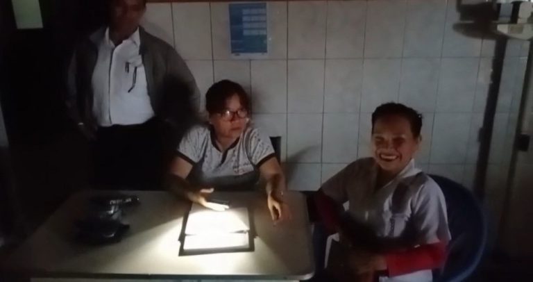 Centro de salud Cardozo atiende sin energía eléctrica tras colapso de poste en Belén