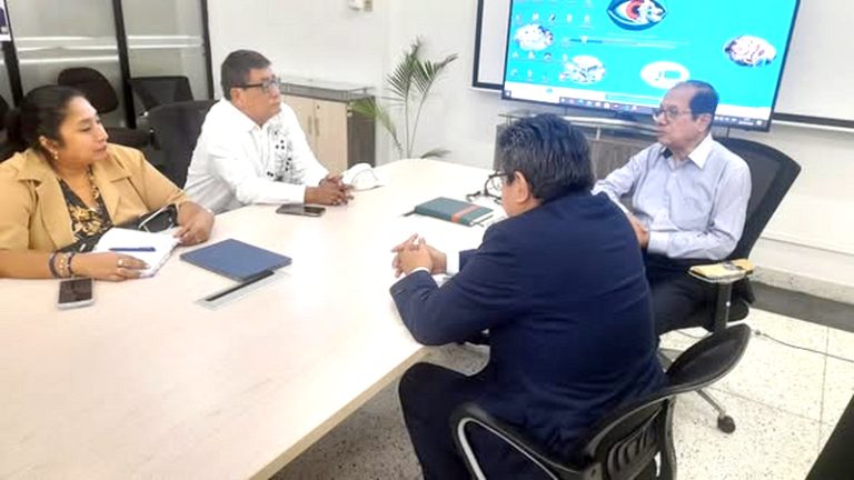 Director del Hospital Regional de Loreto gestiona presupuesto 2026 para mantenimiento y seguridad hospitalaria