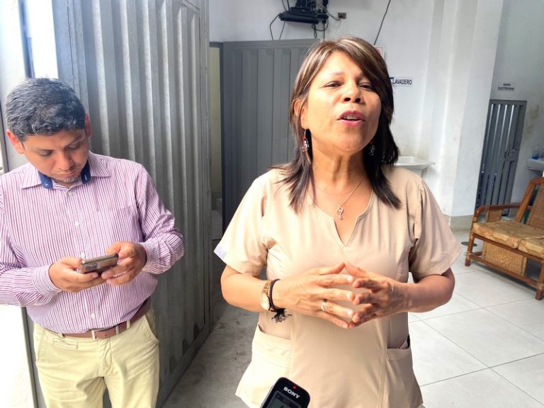 “Hoy nos hemos sentado con los fabricantes para asegurar que el pescado se encuentre en el mercado”