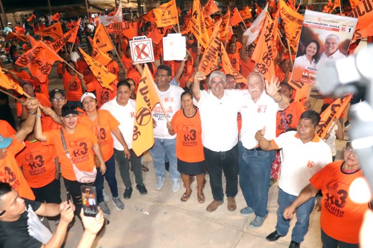 Candidatos de Fuerza Popular sostuvieron reuniones políticas en Requena