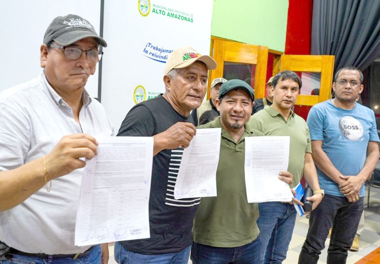 René Chávez logra acuerdos tras diálogo y se suspende huelga en Alto Amazonas