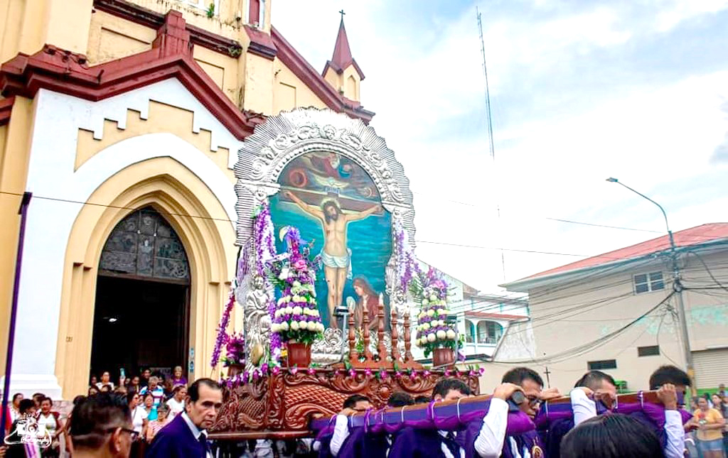 Señor de los Milagros: inicia mes morado en Iquitos con procesiones y recorrido fluvial