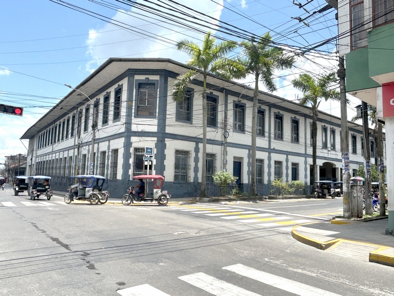 Emblemático colegio Sagrado Corazón presenta alto riesgo de colapso pudiendo afectar la integridad del alumnado