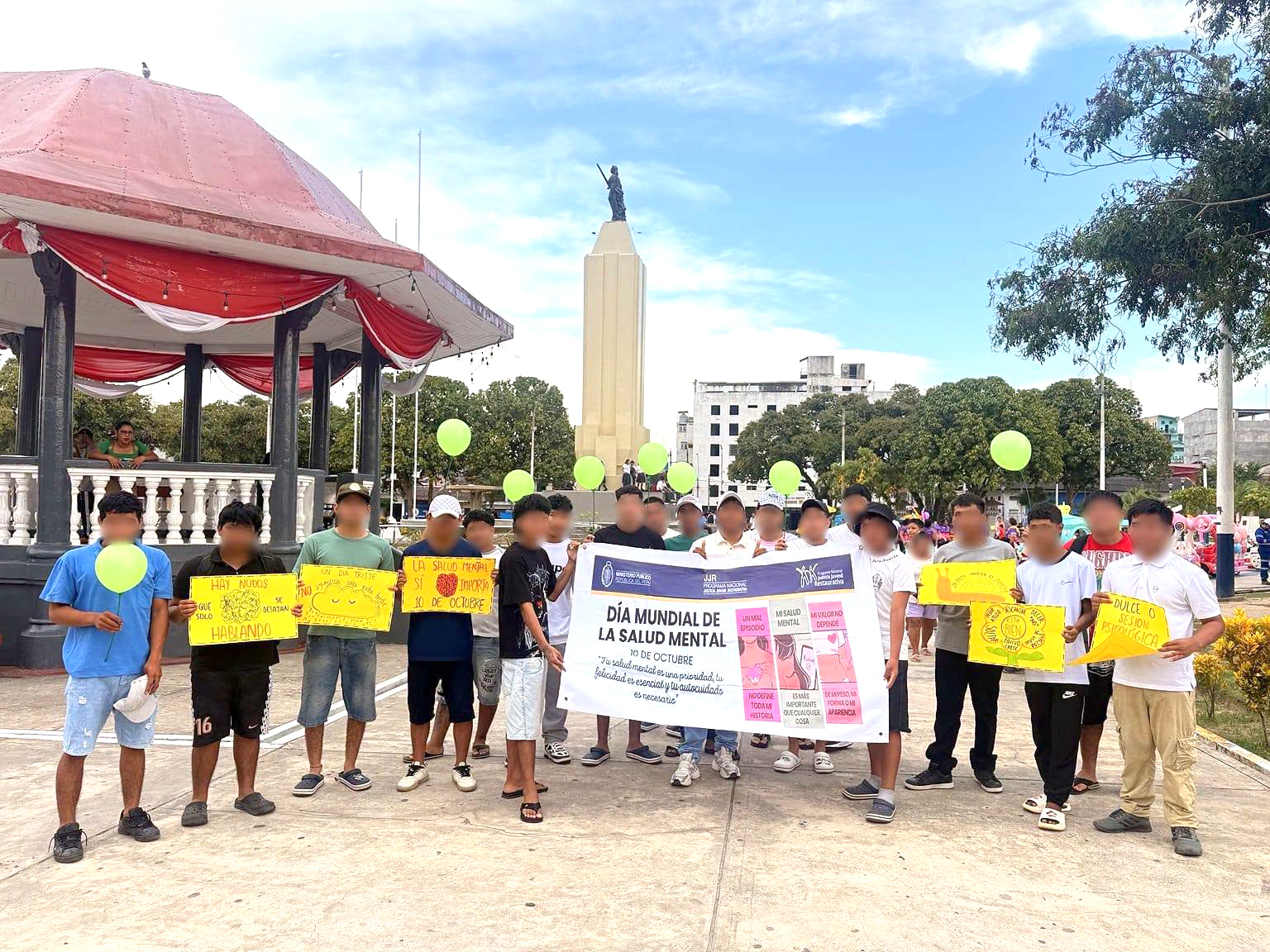 Adolescentes de Justicia Juvenil Restaurativa participan en caminata por el Día Mundial de la Salud Mental en Loreto